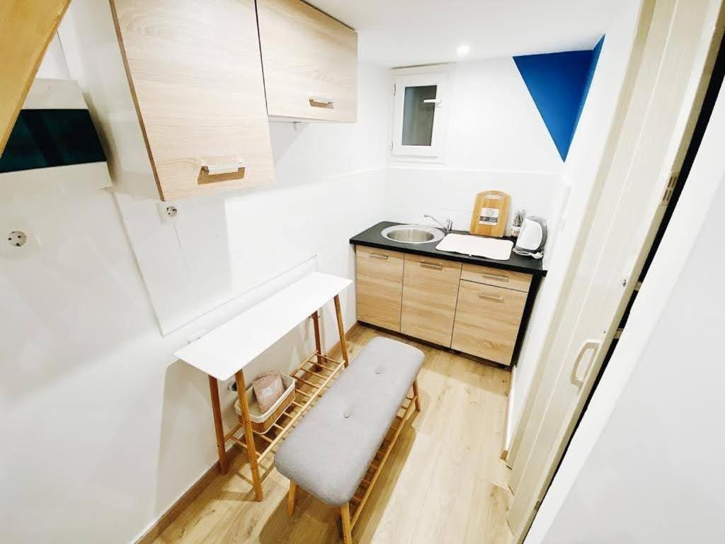 Velestinou Private Maisonette Apartment Athens Exterior photo